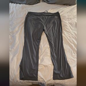 Sz 22 Columbia Omni-Sheild Outdoor Hiking Adventure Pants Blueish Grey Color